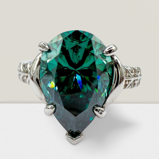 Emerald Green 4 Carat Pear