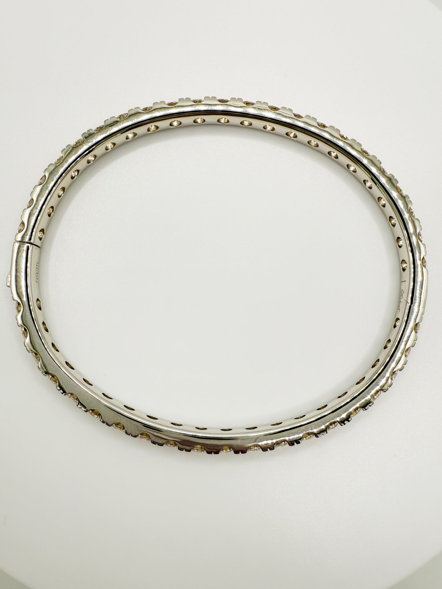 Light Champgane Moissanite Bangle